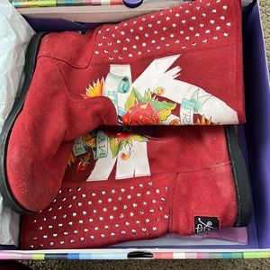 VINTAGE ED HARDY BOOTS